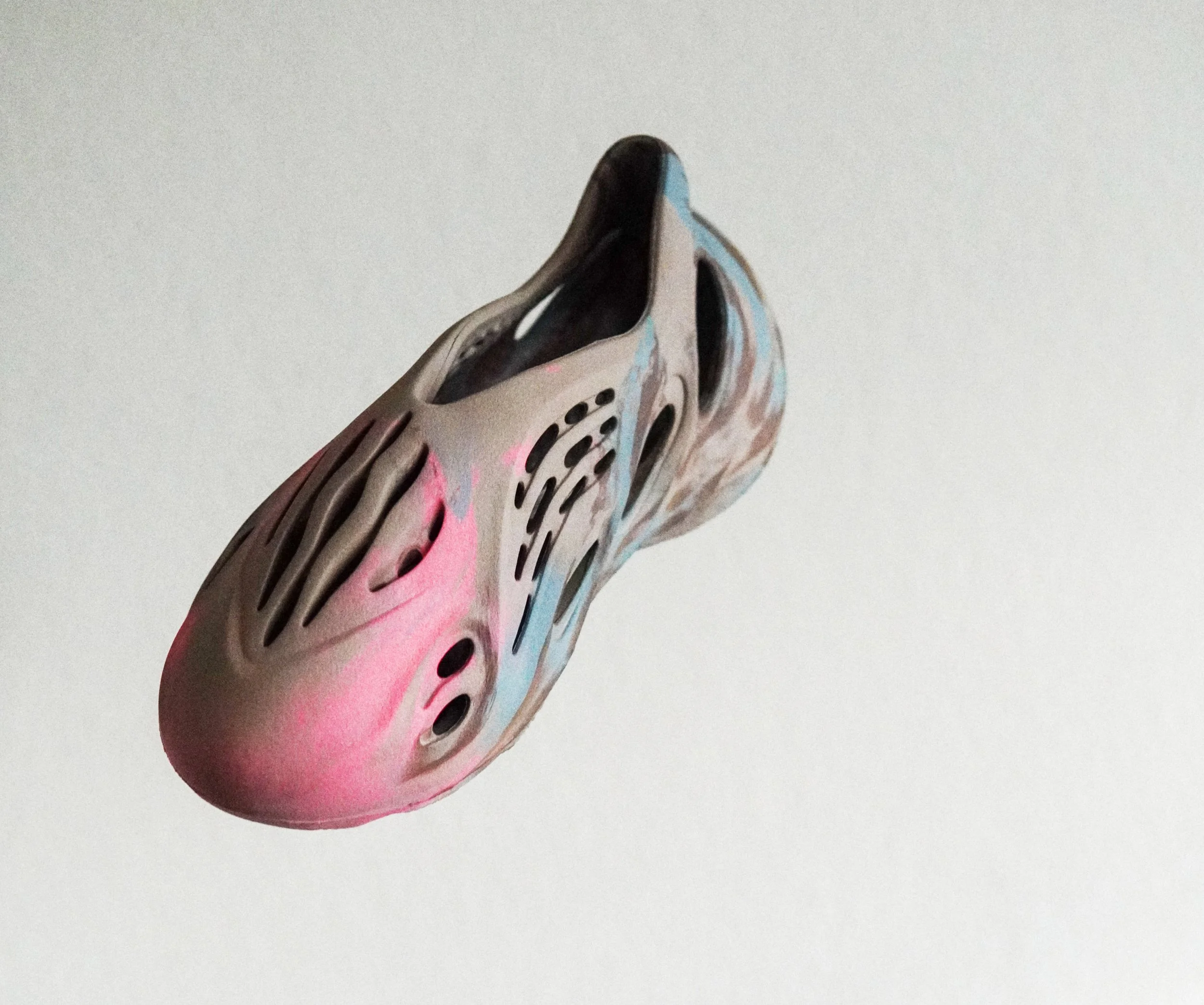 Algae Over Petroleum: Yeezy FOAM RNNR — KOQOS | Industrial Design